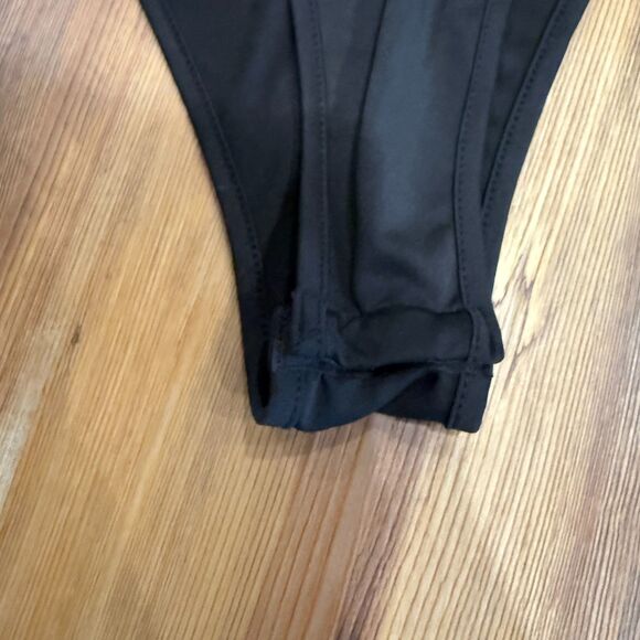 SHEIN NWT Sexy Sleeveless Deep V Black Bodysuit With Ruching Size Large - Picture 8 of 10